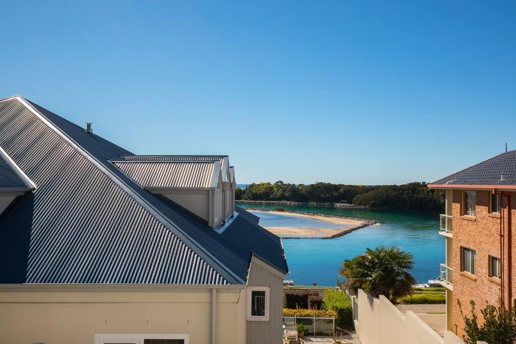 Apartment Cooringle By The Sea
